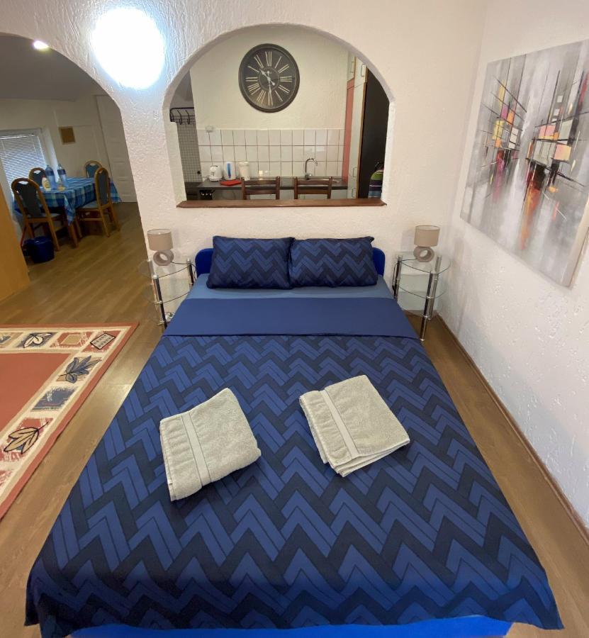 Twin Studio Apartments Zemun Belgrade Extérieur photo